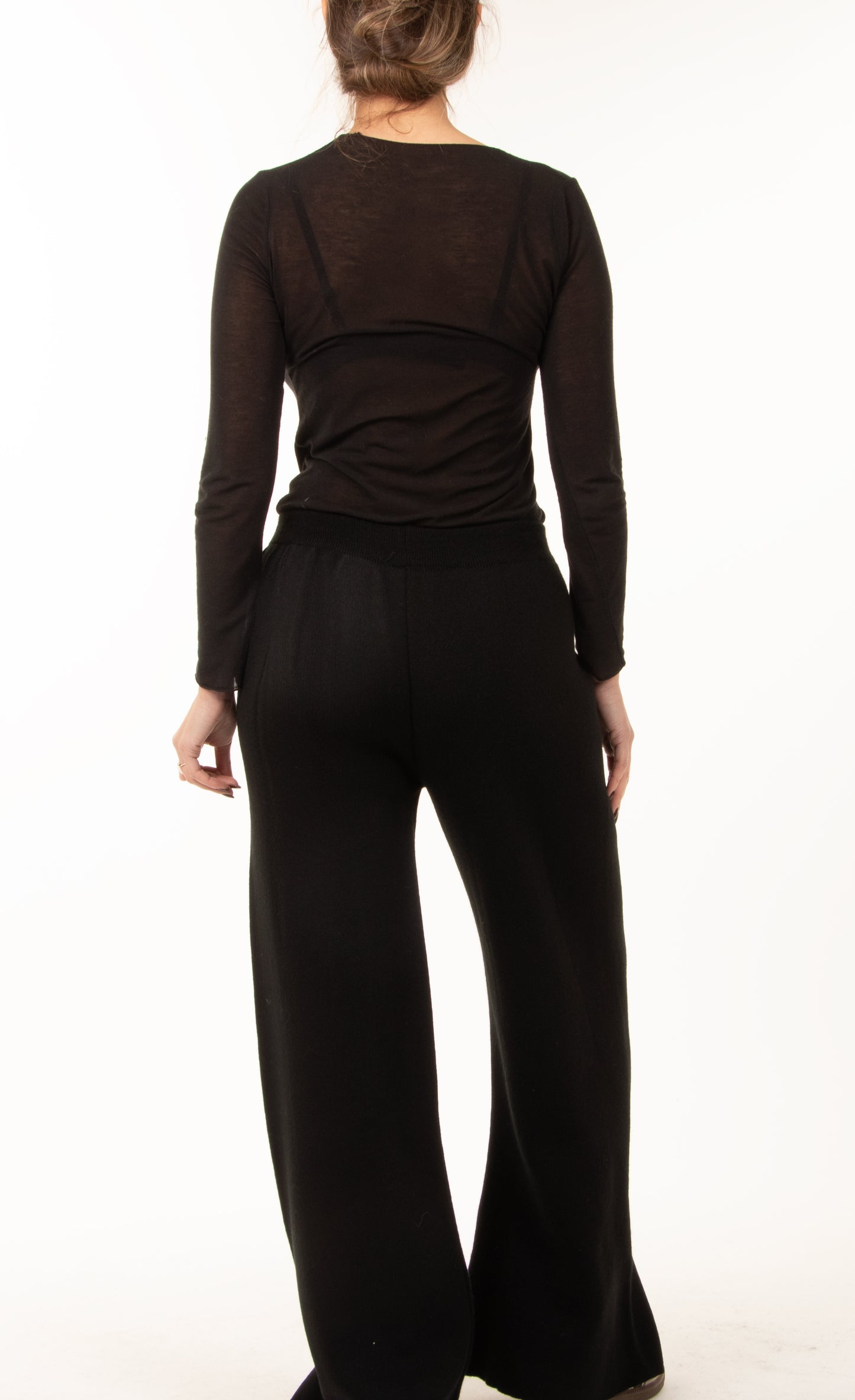 Completo in maglia nero