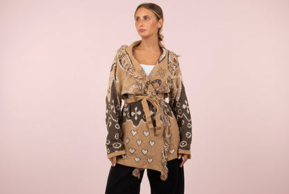 Cardigan cuori beige