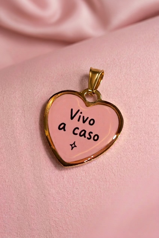 Ciondolo “Vivo a caso “