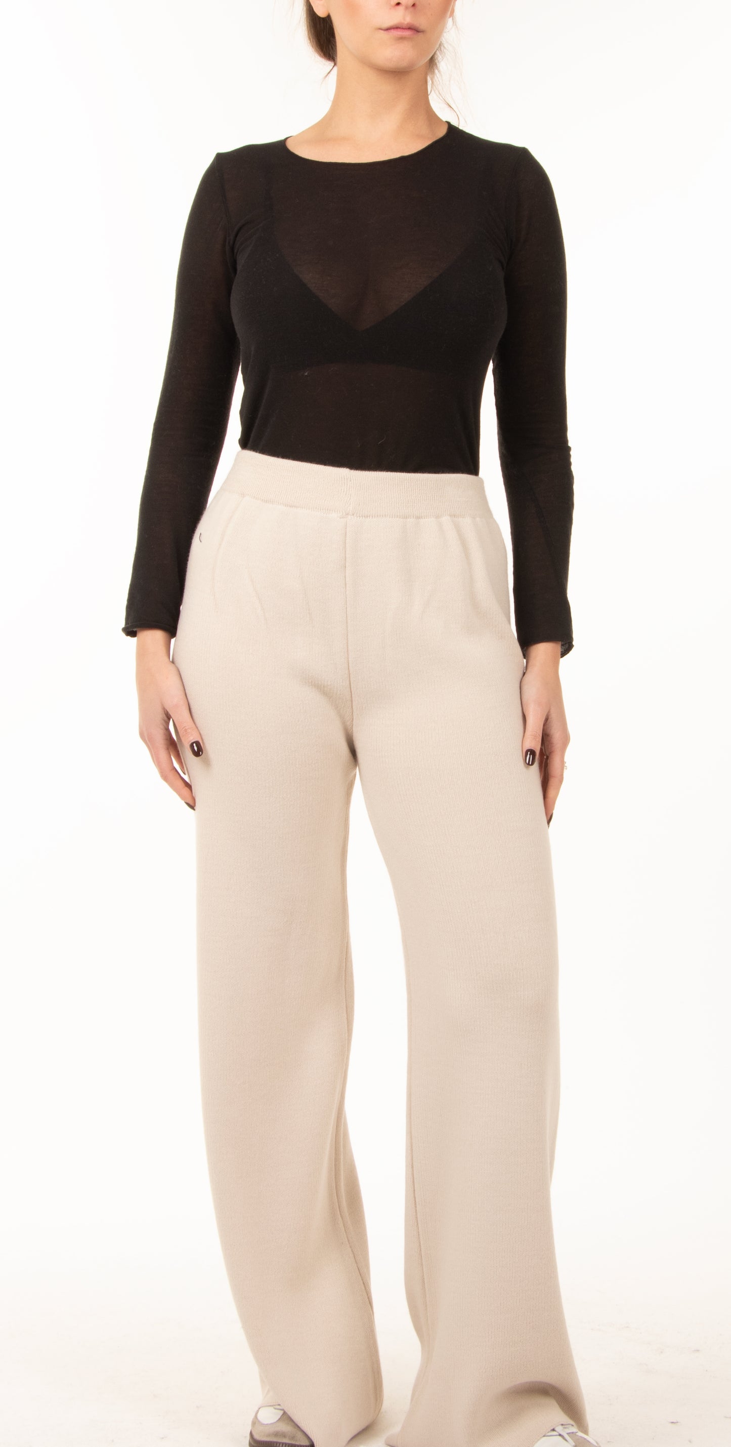 Completo in maglia panna